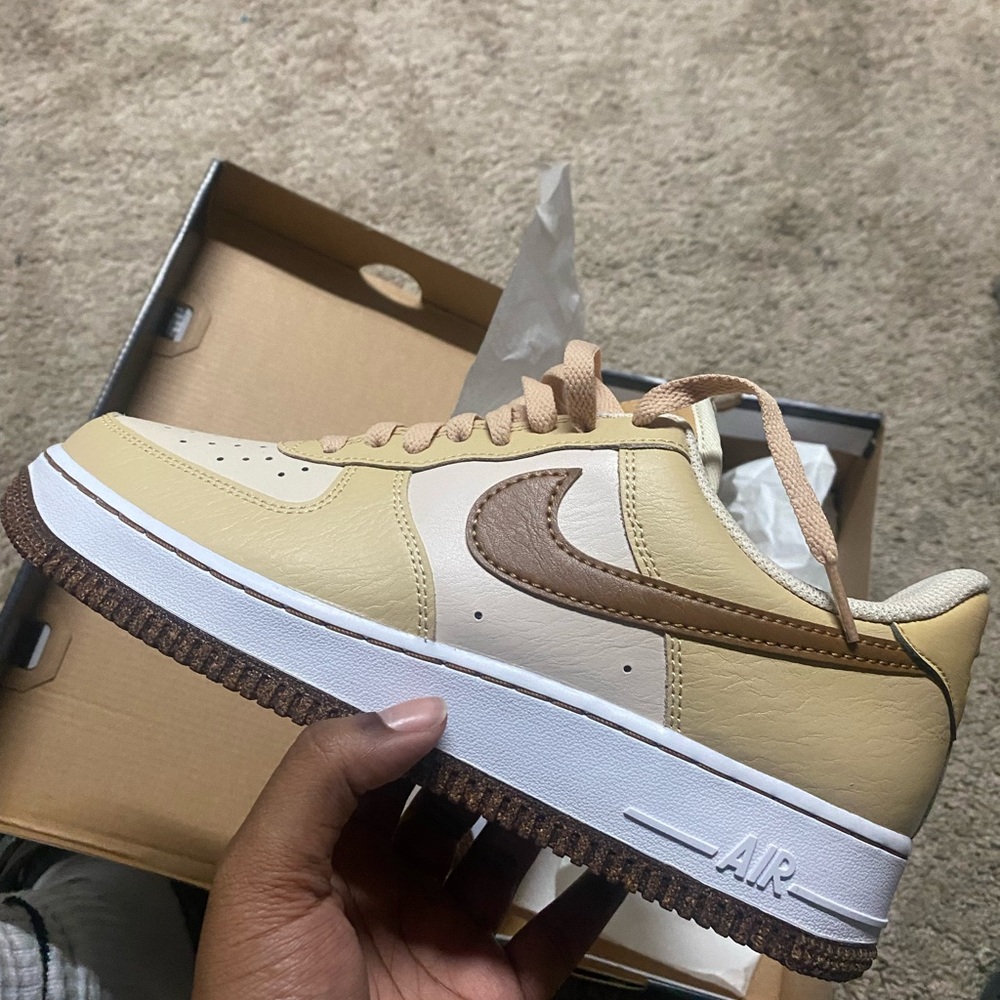 Nike Air Force 1 Box in Black